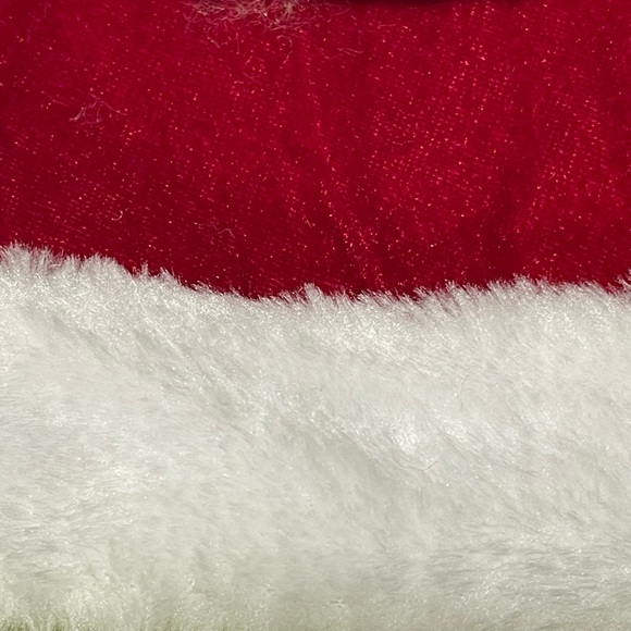 Grinch Santa Hat - Picture 3 of 4